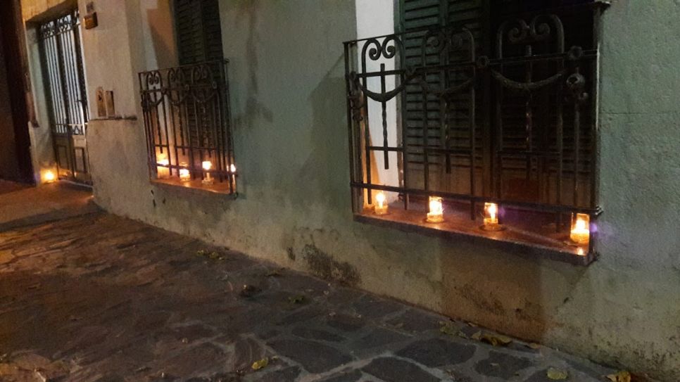 Con eventos virtuales y luminarias, Corrientes celebra hoy a la Cruz de