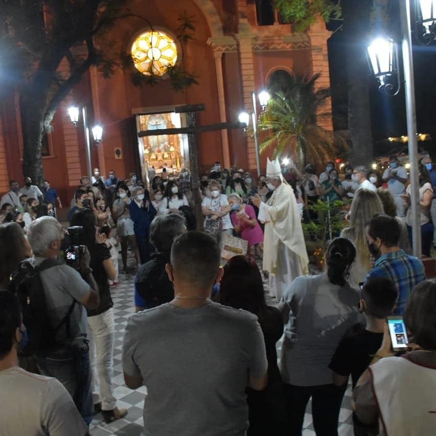 Con eventos virtuales y luminarias, Corrientes celebra hoy a la Cruz de