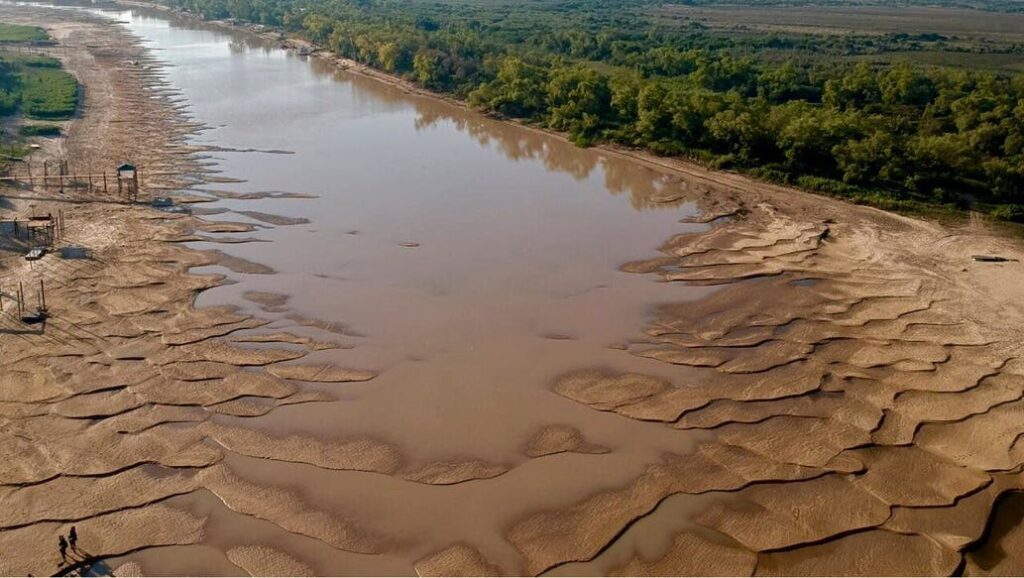Bajante extrema del Río Paraná: ¿cuándo volverá a la normalidad? - NEA HOY