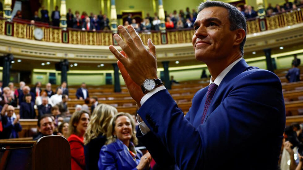 Pedro Sánchez reelegido presidente de España